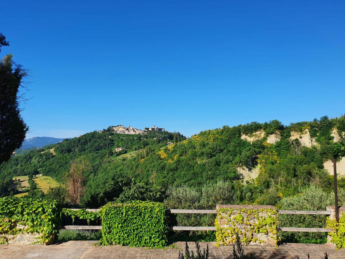 蒙托内Borgo Cardaneto住宿加早餐旅馆 外观 照片